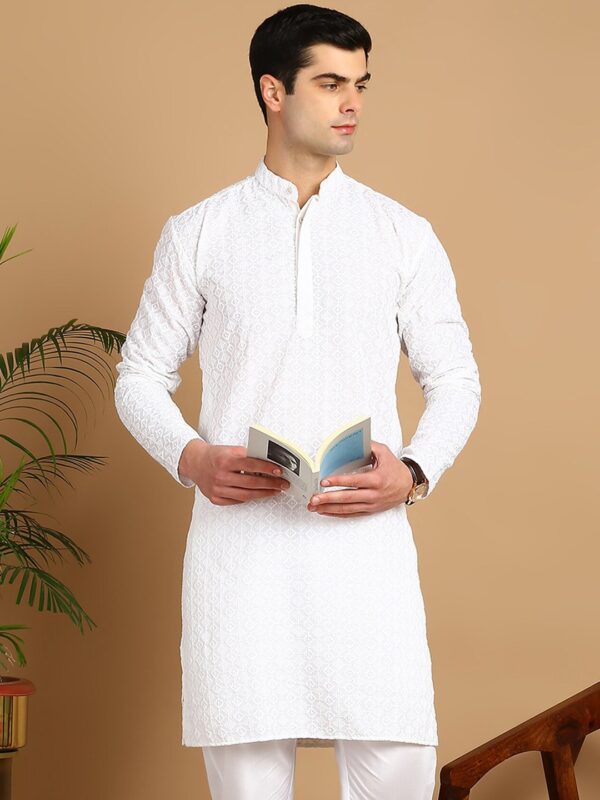 Embroidered Straight Kurta